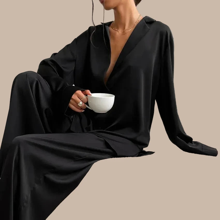 The Noire Ease Set
