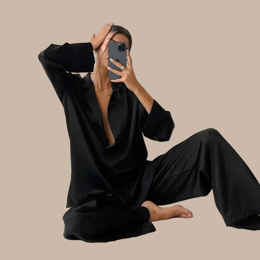 The Noire Ease Set