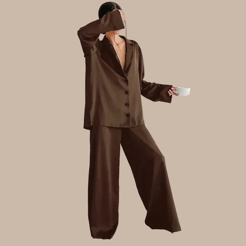 The Noire Ease Set