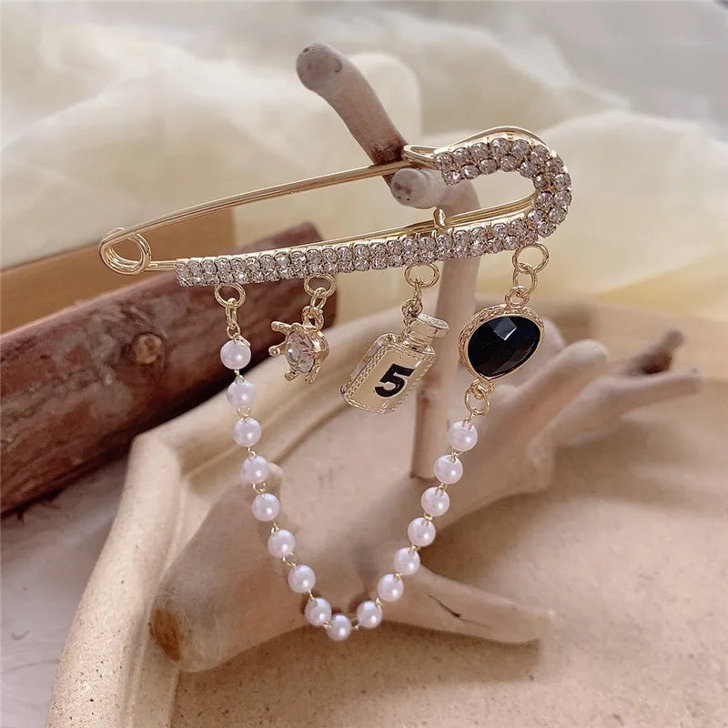 Designer Chanel Brooch Jewelry
