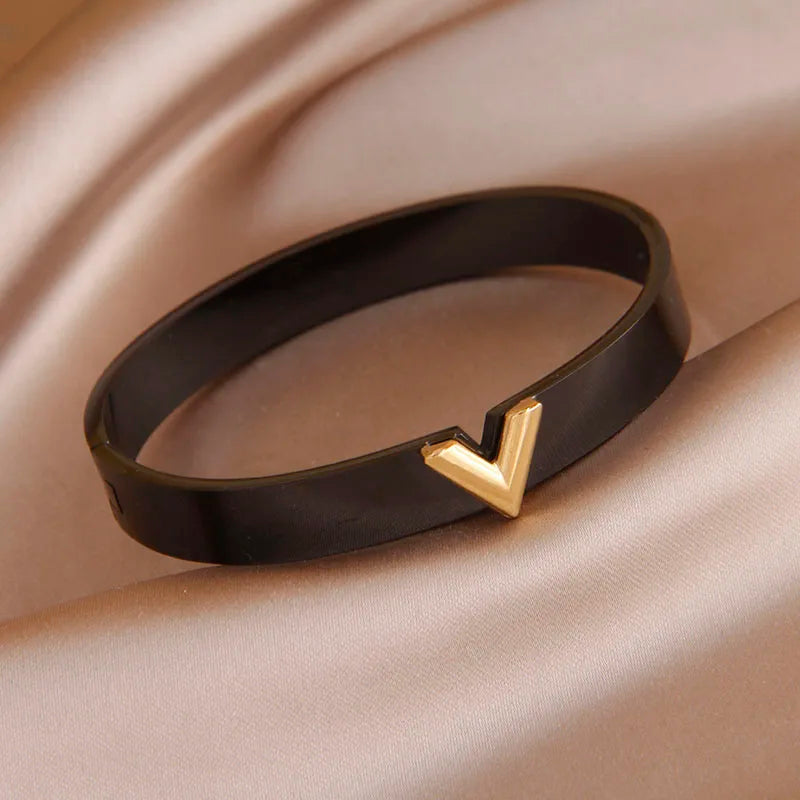 Titanium Steel 18k Gold Color Metal Luxury Bangles